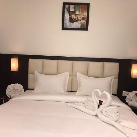 Ballia Hotel Anandi Inn المظهر الخارجي الصورة